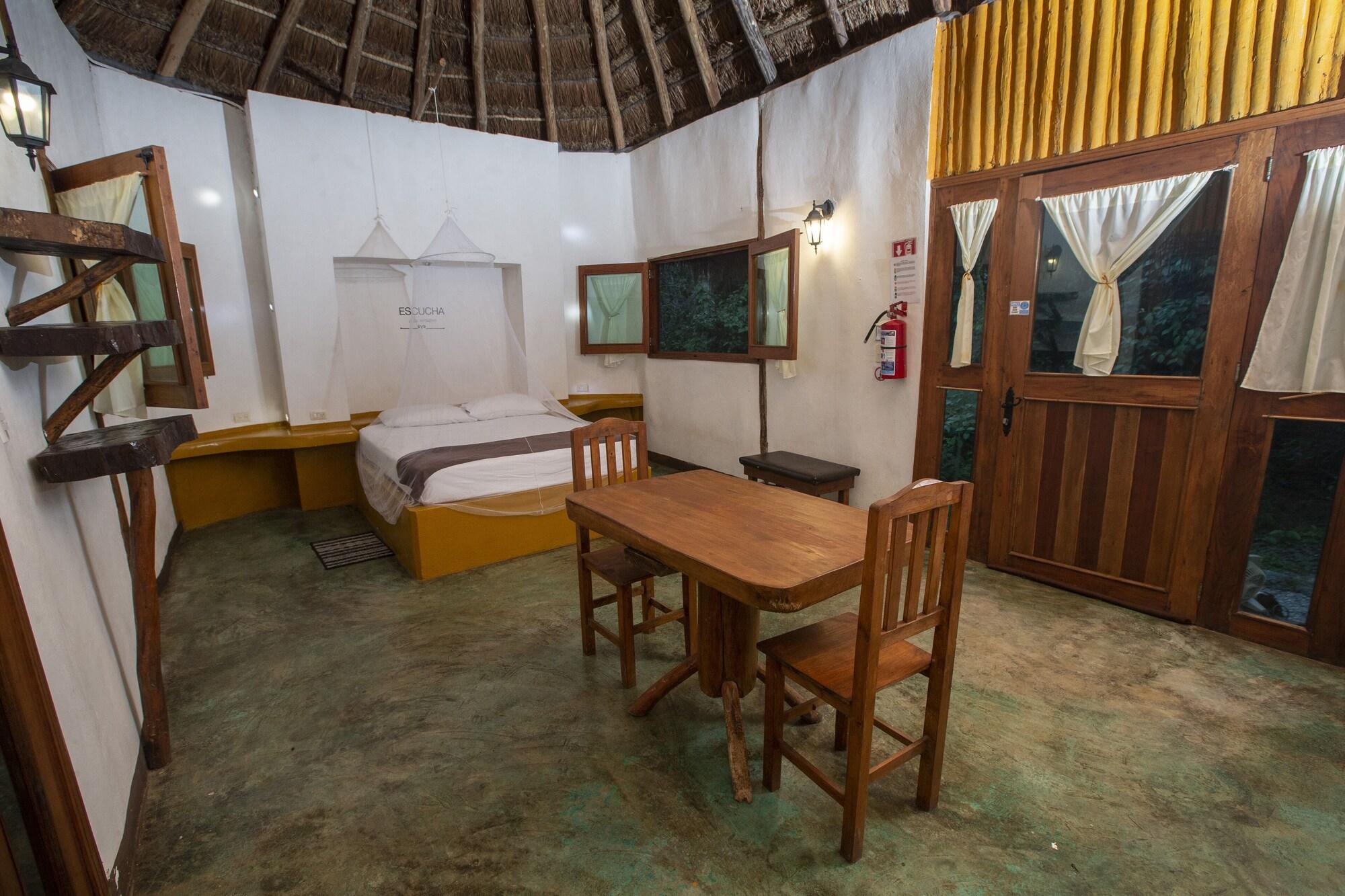 Jolie Jungle Eco Hotel (Adults Only) Леона-Викарио Экстерьер фото