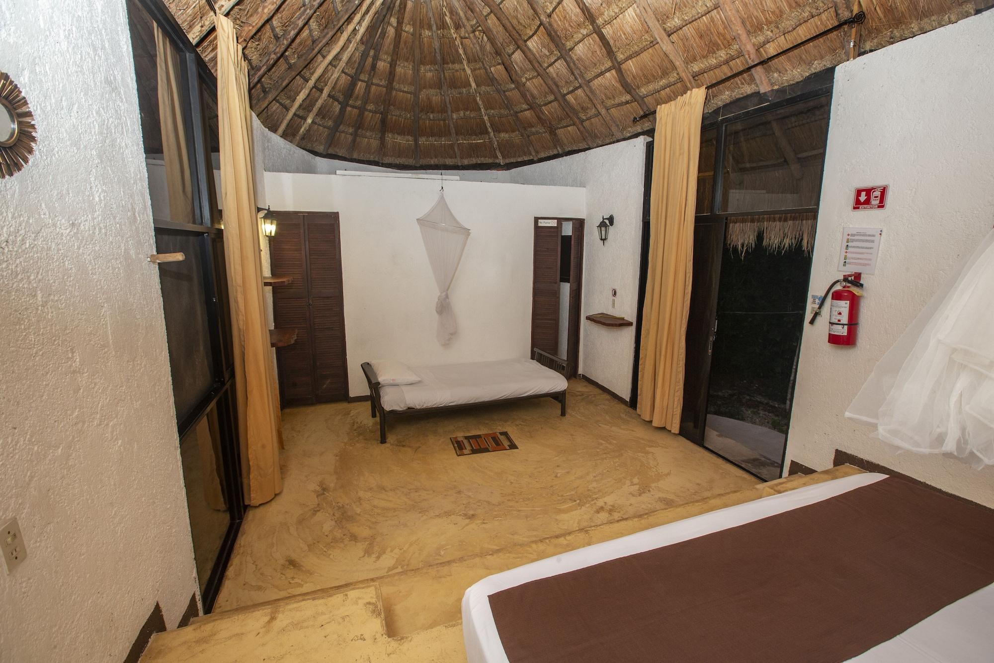 Jolie Jungle Eco Hotel (Adults Only) Леона-Викарио Экстерьер фото