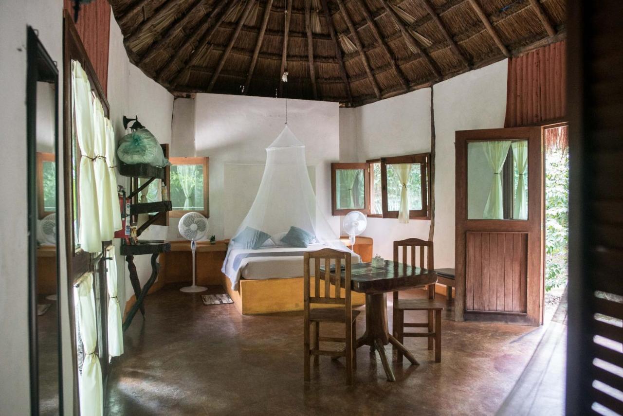 Jolie Jungle Eco Hotel (Adults Only) Леона-Викарио Экстерьер фото