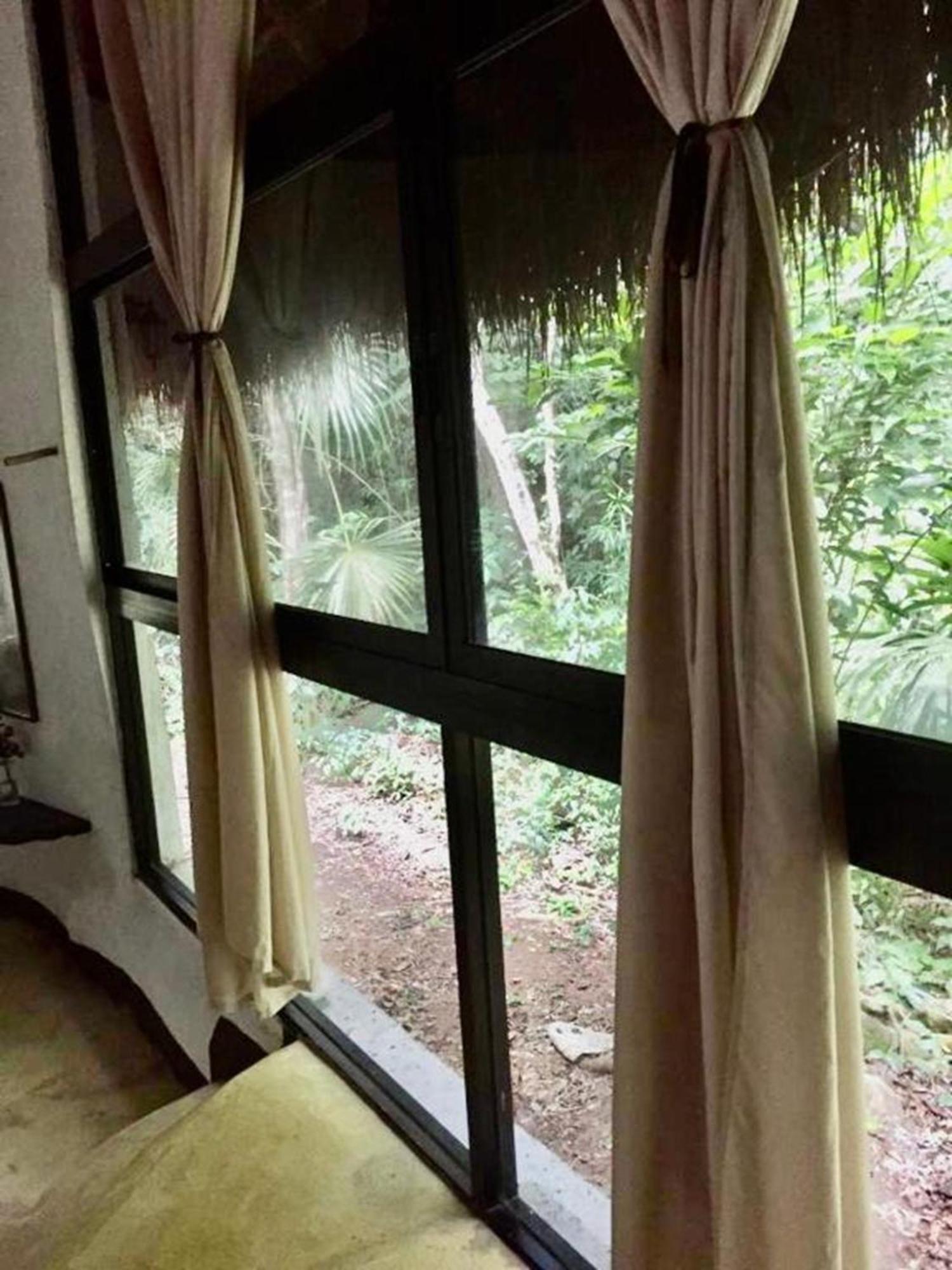 Jolie Jungle Eco Hotel (Adults Only) Леона-Викарио Экстерьер фото