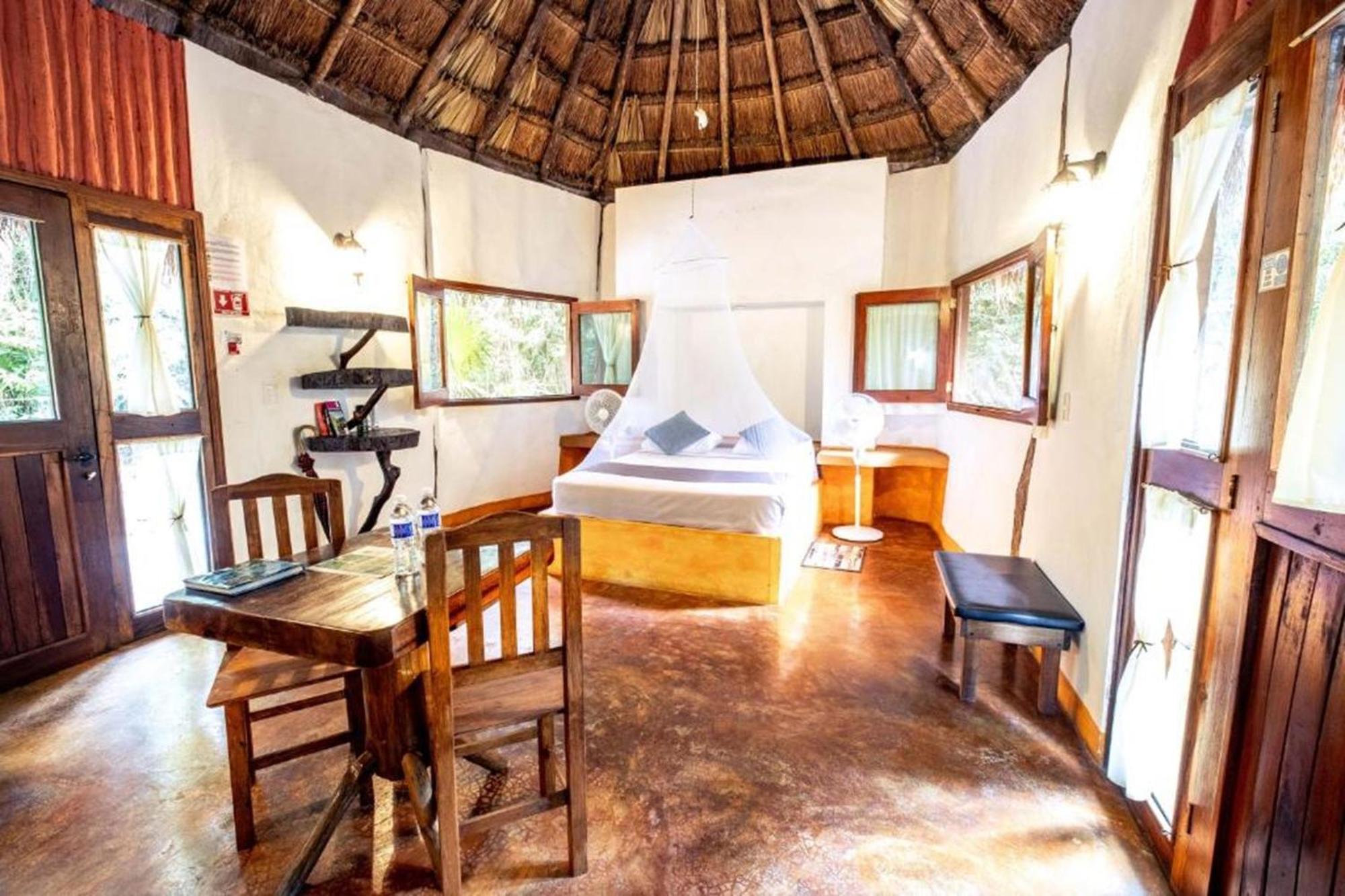 Jolie Jungle Eco Hotel (Adults Only) Леона-Викарио Экстерьер фото